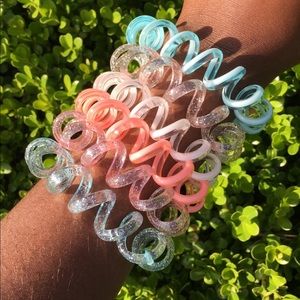 sᴘɪʀᴀʟ sᴄʀᴜɴᴄʜɪᴇs 🌸🦋